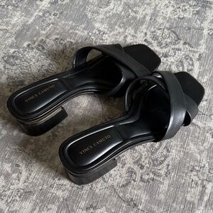 Vince Camuto VP-Jestela black leather sandals